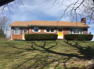 7827 N Lee Hwy, Raphine, VA 24472