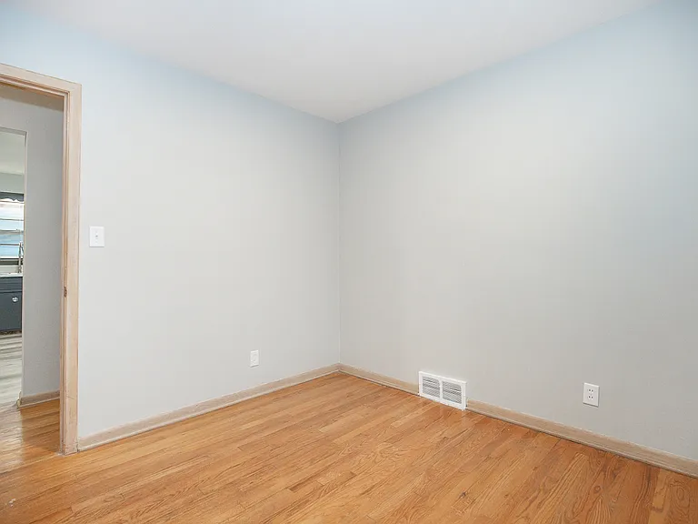 4365 Adrian Rd — Photo 14