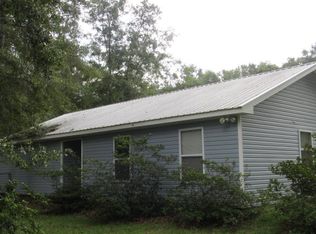 21120 Oak Ridge Dr, Robertsdale, AL 36567