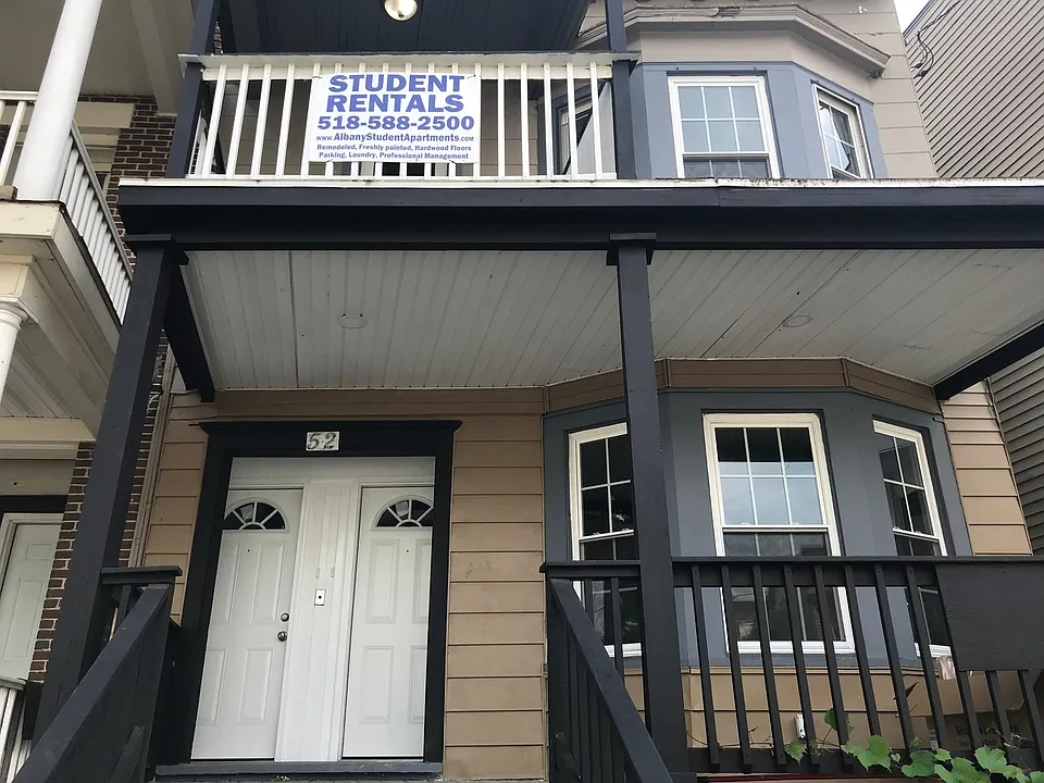 52 Elberon Pl
