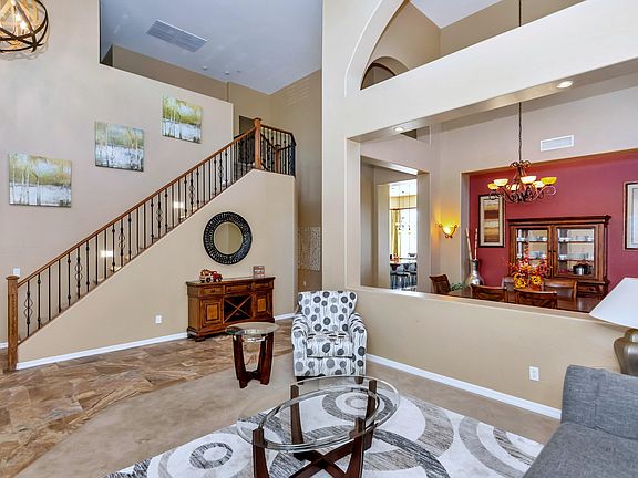 3rd image of 885 W Orchard Ln