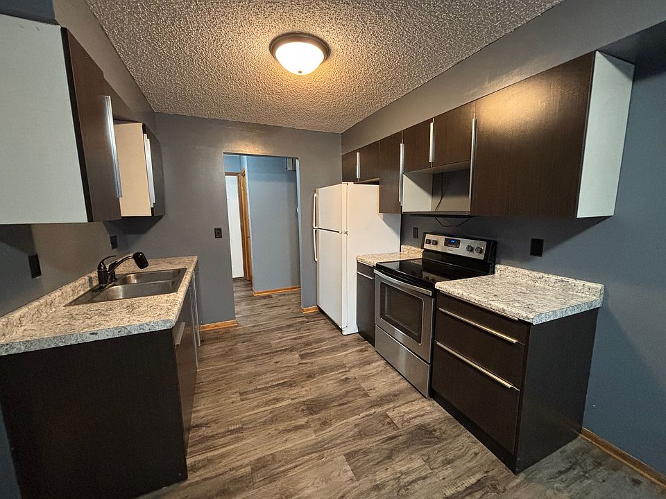 1st image of 2124 Viking Dr NW APT A