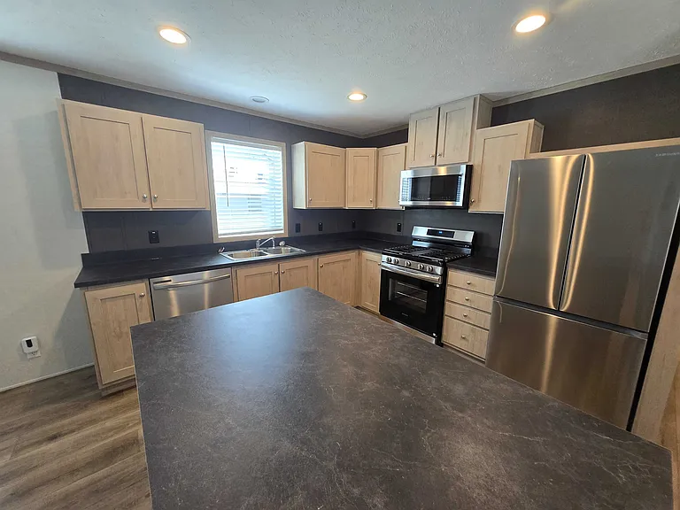 29800 Guilford Cir #297 — Photo 6