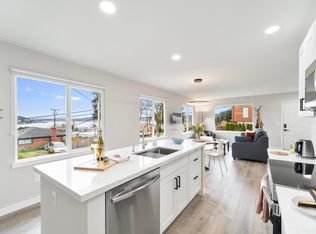 18104 62nd Ave NE, Kenmore, WA 98028