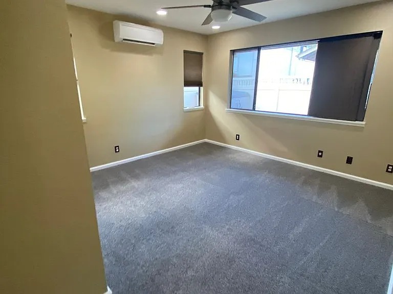 91-1054 Pakaweli St — Photo 13