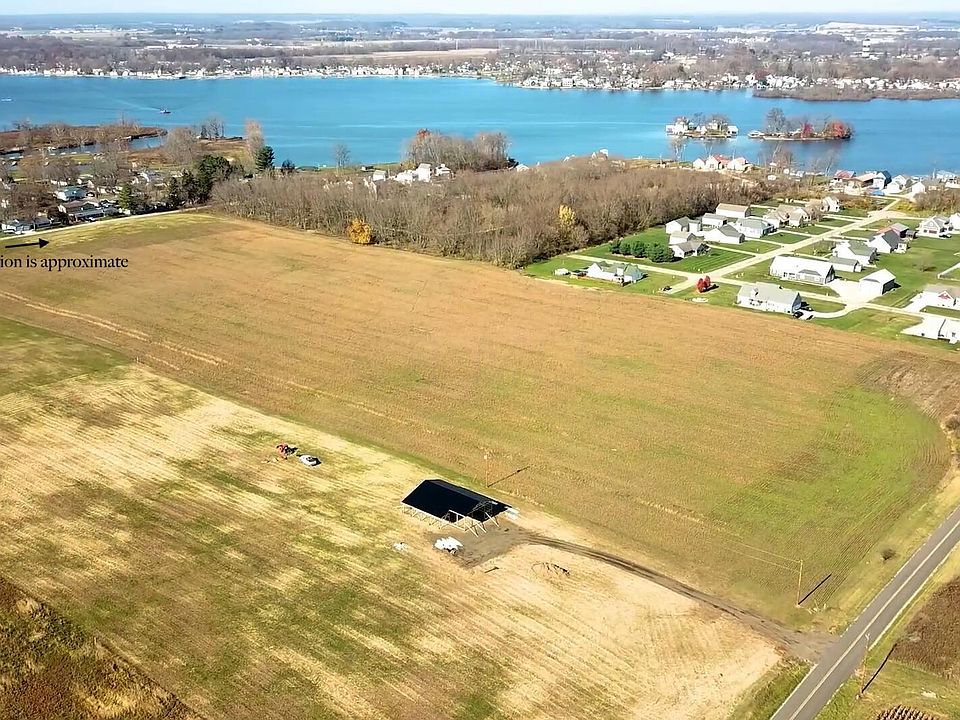 2nd image of 0 Fairfield Beach Rd NE