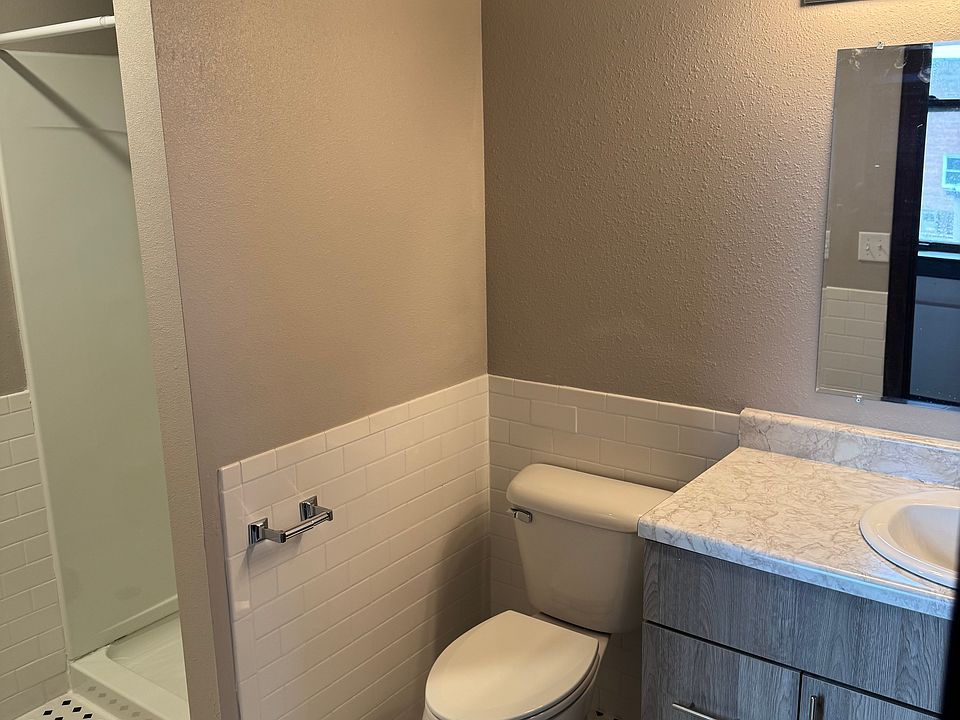2nd image of 223 N Main St #309