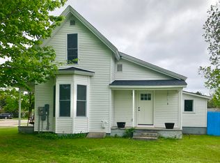836 E Main St, Vanderbilt, MI 49795