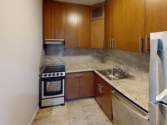5th image of 284 Mott St APT 6K