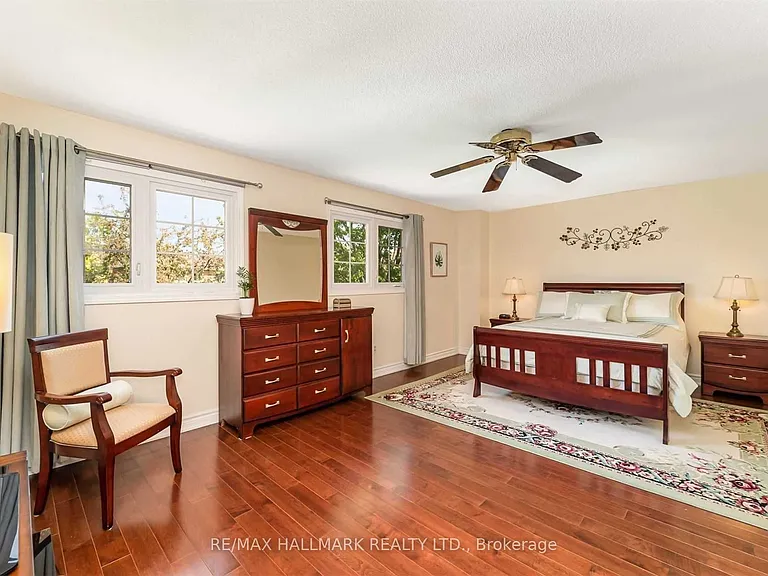 5031 Northern Lights Cir — Photo 15