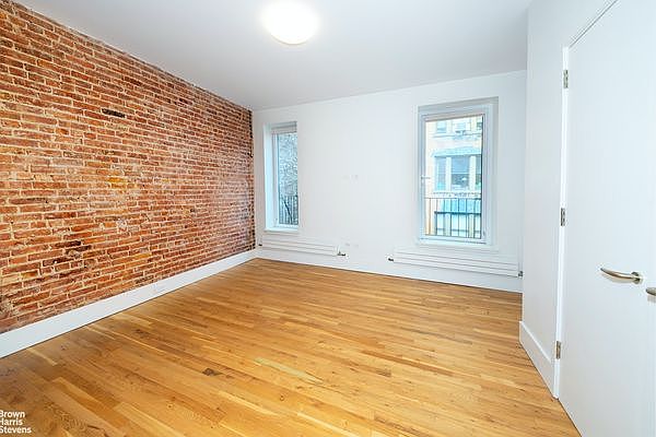 1st image of 125 E 83rd St APT 8