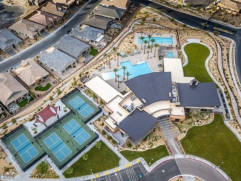 Billiards, Ping Pong, 2 Pools, Hot Tub, Fitness Center, Yoga Room, Free Coffee, and ClubHouse views all included.
DO NOT MISS THIS OPPORTUNITY