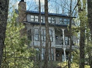 113 Shepherds Trl, Hot Springs, VA 24445
