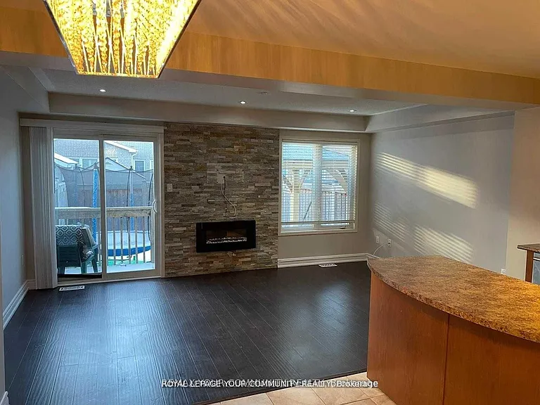 122 Russel Dr — Photo 4