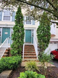 8 Dogwood Ln, Phillipsburg, NJ, 08865
