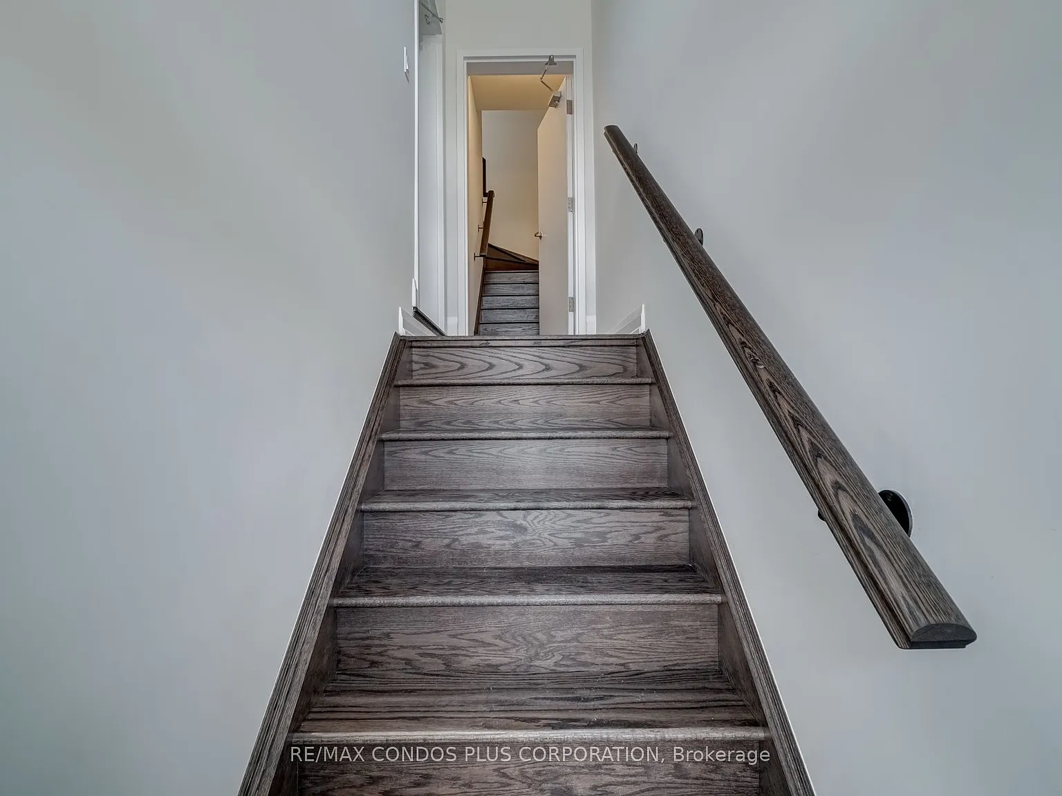 2 bed, $2,000 — Photo 2