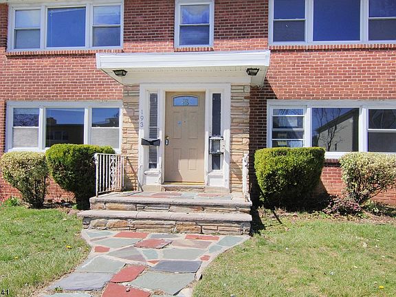 4th image of 193 Eppirt St