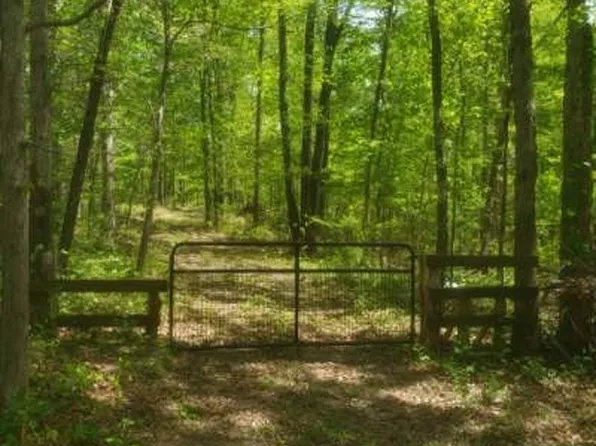 7390 Oak Springs Rd #5, Nunnelly, TN 37137