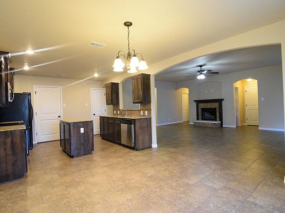4th image of 6105 Newcastle Dr