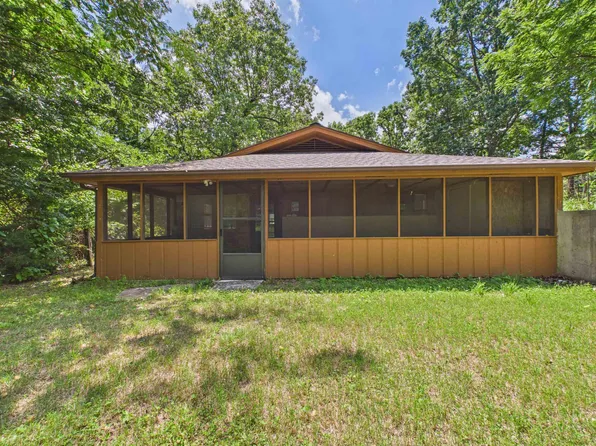68 Mc #121, Oakland, AR 72661