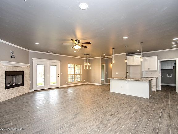 3rd image of 19 Grace Wood Ln