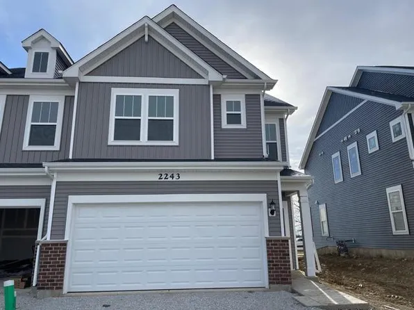 2243 Horseshoe Cir, Naperville, IL 60564