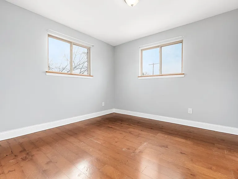 1580 E Mound St — Photo 37