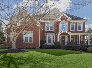 585 Wynfield Estates Ct, Roswell, GA 30075
