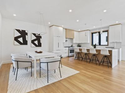 30 Robbins St #1, Waltham, MA, 02453