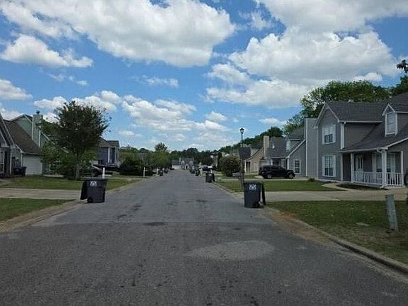 4th image of 123 Roy Ct