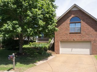 805 Petrie Ct, Nashville, TN 37211
