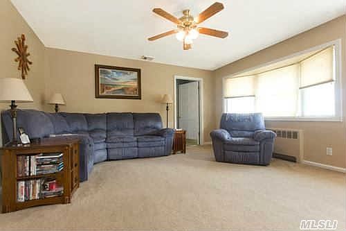 3rd image of 16 Crescent Dr