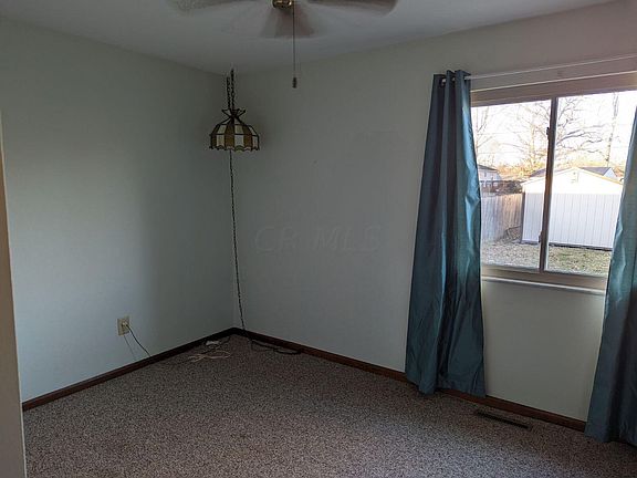 5th image of 147 Flintwood Dr