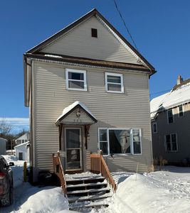 906 John Sault Ste Marie Cir, Sault Sainte Marie, MI, 49783