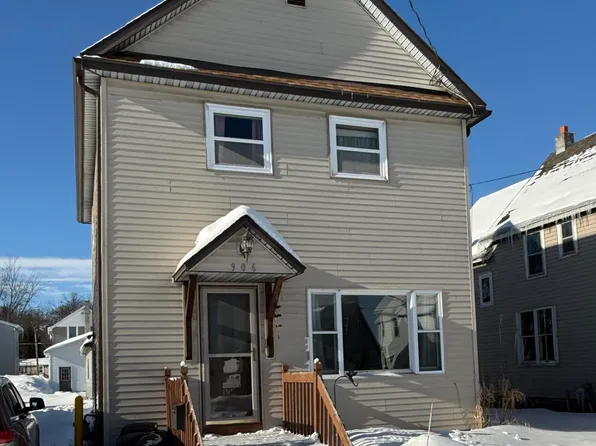 906 John Sault Ste Marie Cir, Sault Sainte Marie, MI 49783