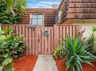 5245 Cedarbend Dr APT 1, Fort Myers, FL 33919