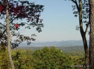 216 Secluded Hills Ln, Arden, NC 28704