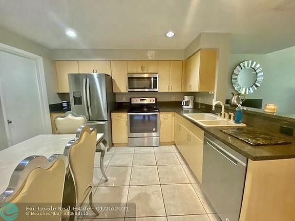 2nd image of 1564 Veracruz Ln #4