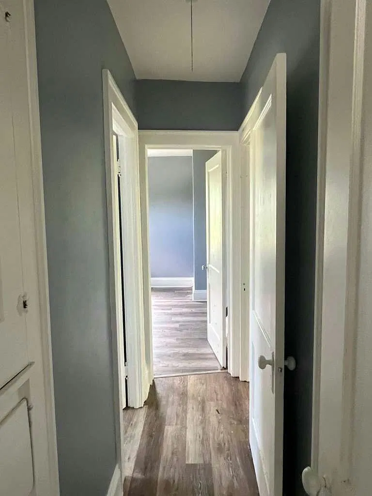 9101 Easton Ave — Photo 4