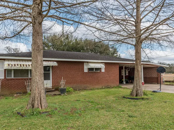942 Wisdom Rd, Opelousas, LA 70570