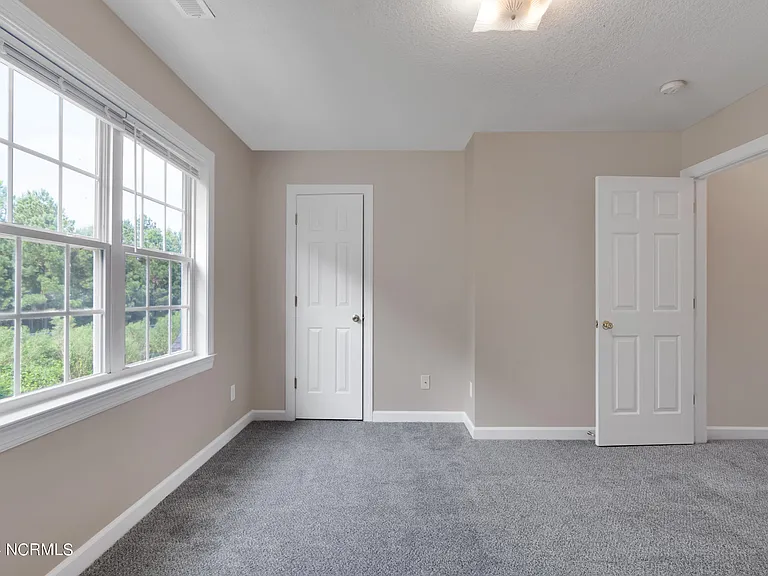 802 Springwood Dr — Photo 13