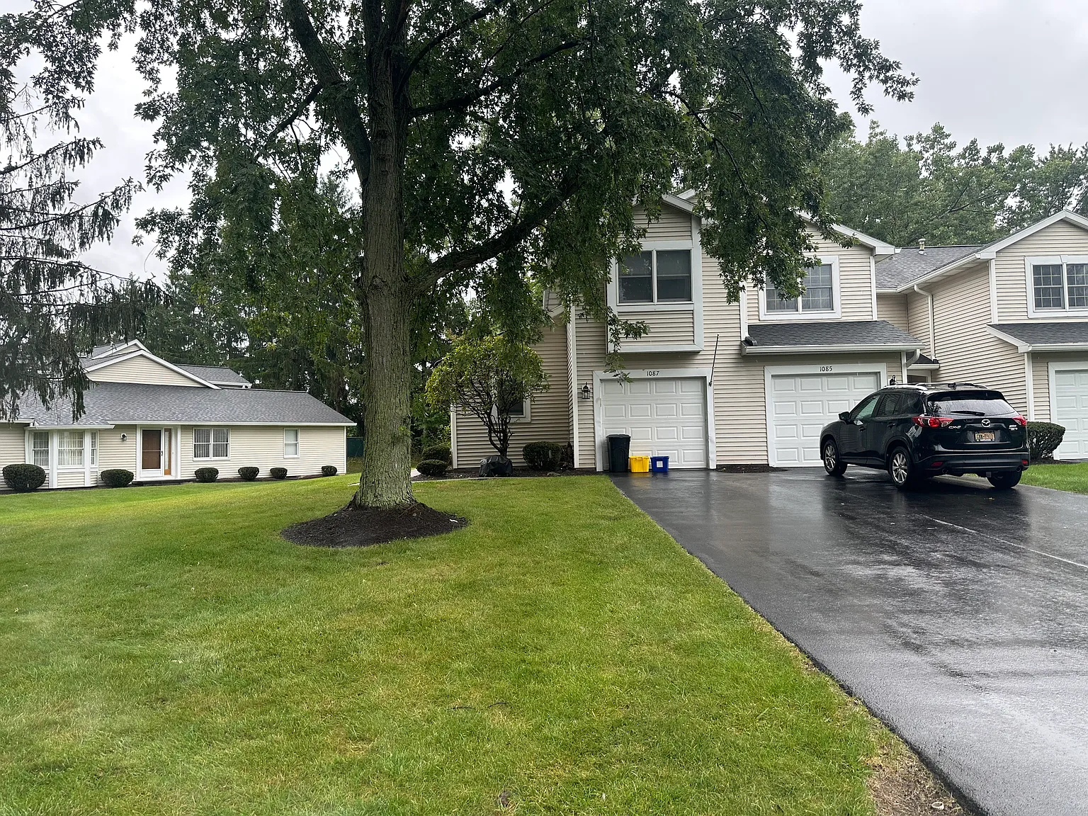 2 bed, 1.5 bath, 1126 sqft, $2,100 — Photo 1