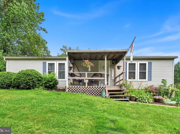 18 Marlin Dr, Stevens, PA 17578