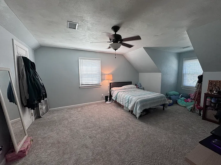 1436 Sir Richard Rd — Photo 54