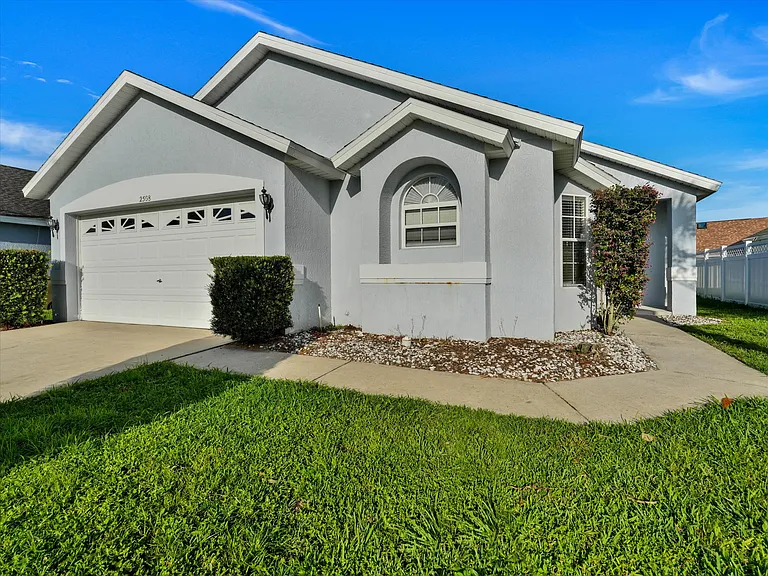 2508 Caliente Trail3856 Keyless Entry — Photo 1