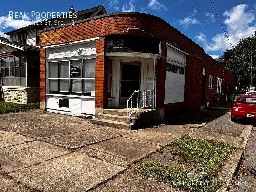 288 Richter St #1