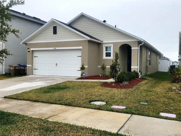 1598 Bull Hill Rd, Kissimmee, FL 34744