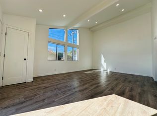 830 Olive St #1, Santa Barbara, CA 93101