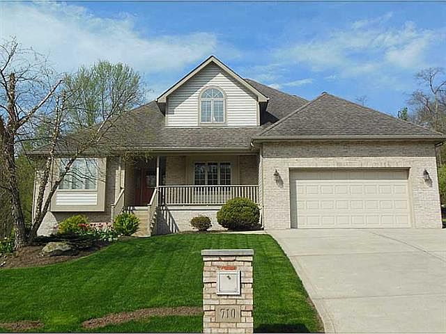 1st image of 710 Rosewood Dr