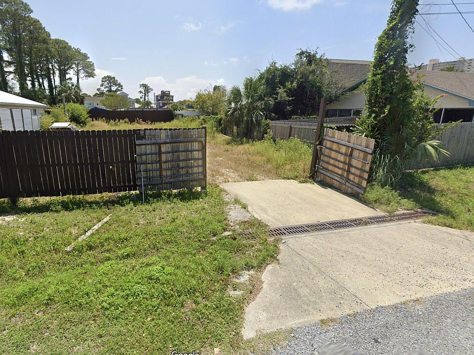 2nd image of 3921 Wand St